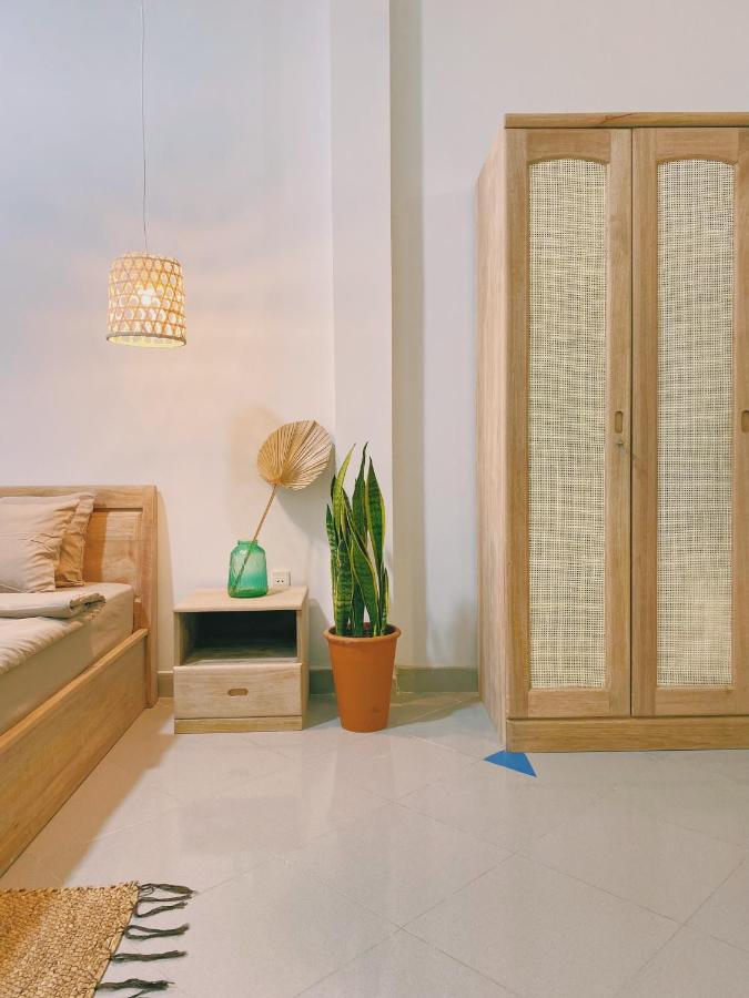 Wabi Sabi Homestay Хошимин Экстерьер фото