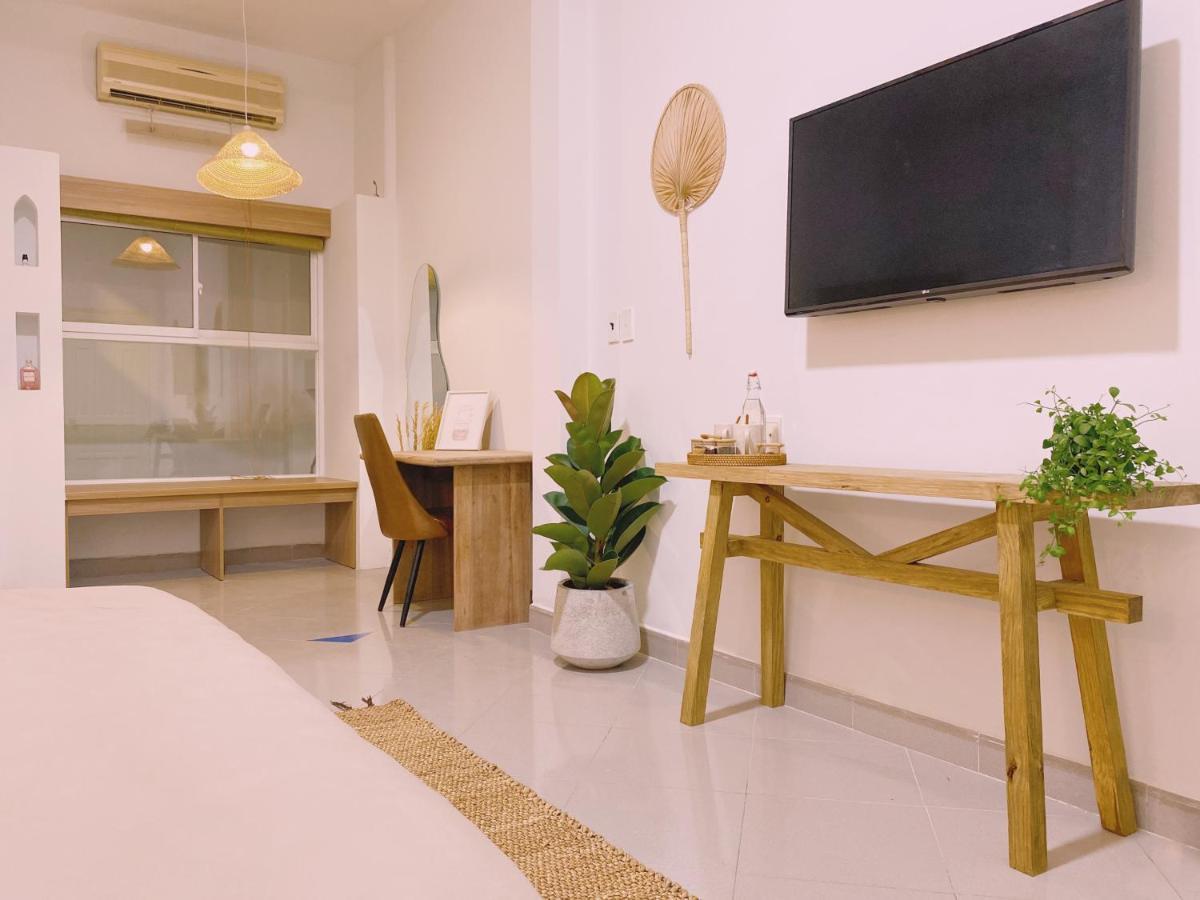 Wabi Sabi Homestay Хошимин Экстерьер фото
